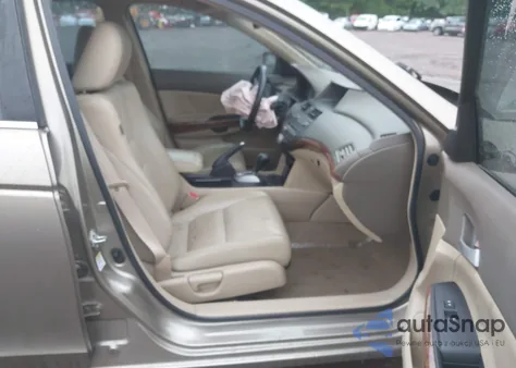 2008 Honda Accord 2.4 Ex-L z USA, uszkodzony, nr VIN 1HGCP26878A157324